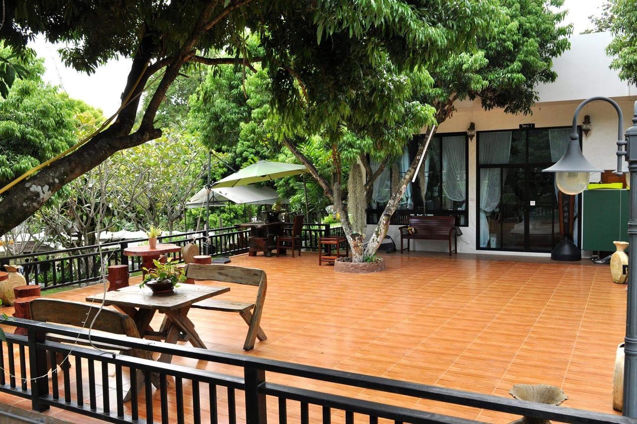 Silver Garden Resort Suan Phueng Exterior photo